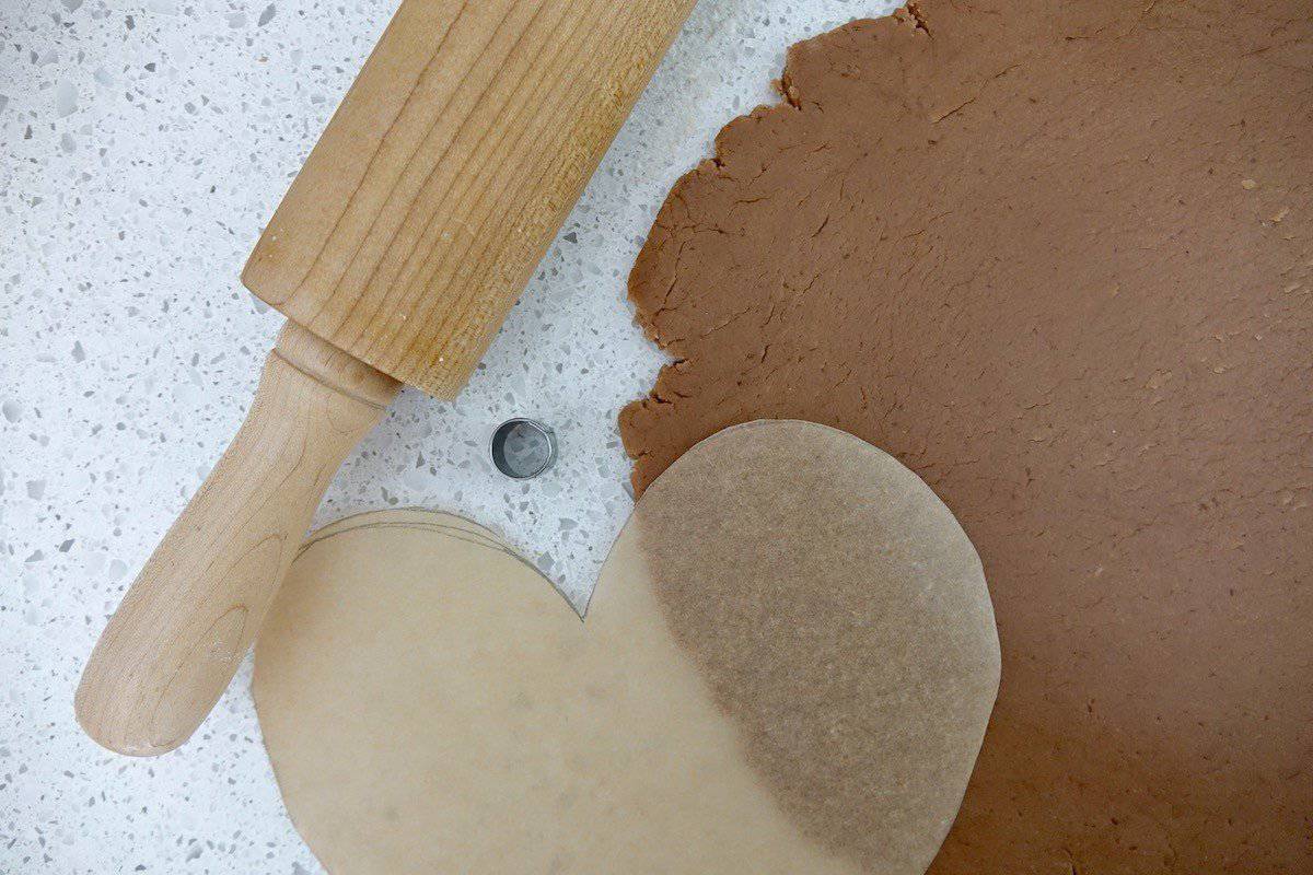 Rolling out dough for Lebkuchenherzen.