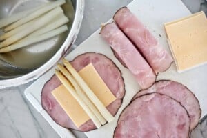 dirndl kitchen spargel cordon bleu asparagus1