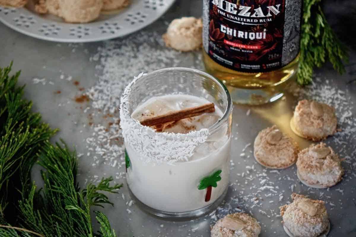 Kokosmakronen The BEST German Recipe Coconut Macaroons dirndl kitchen