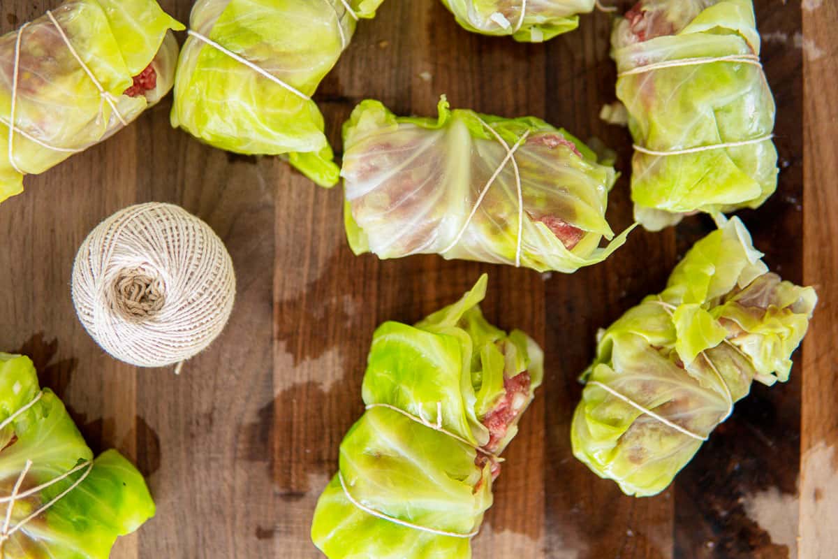 securing cabbage rolls with butcher's twine