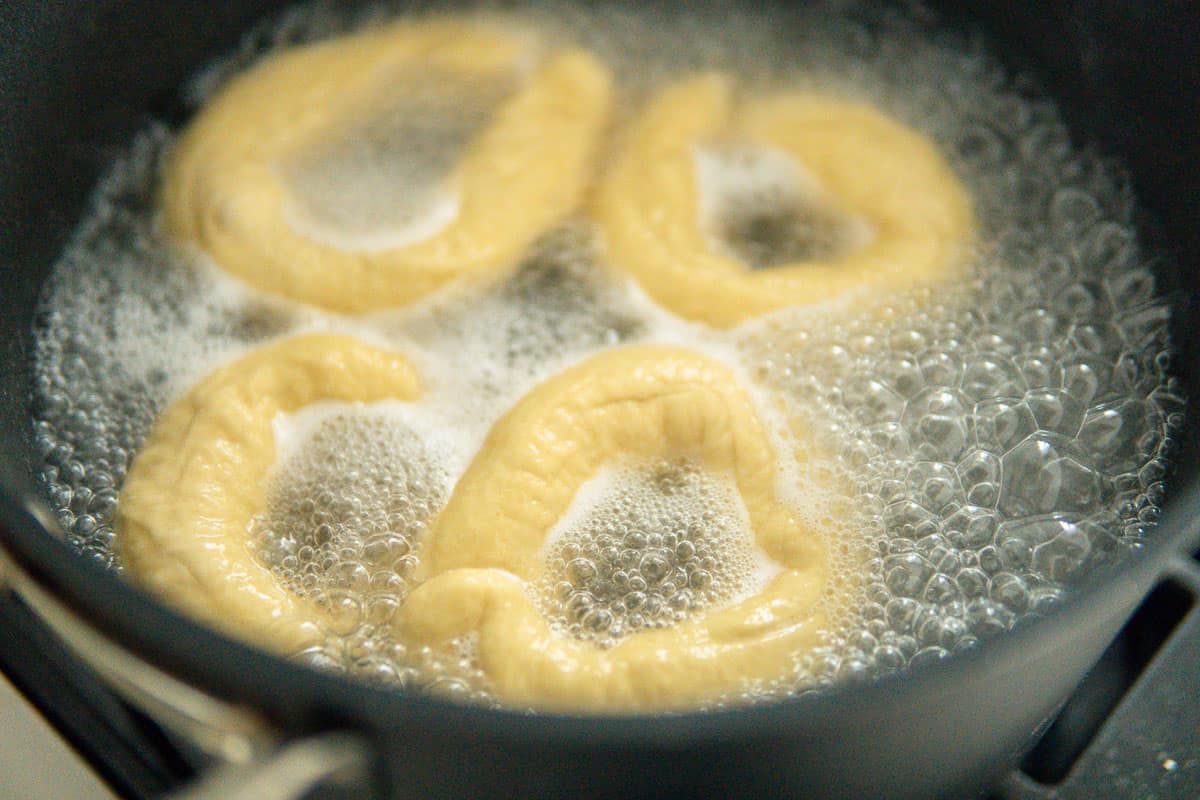boiling bagels in water