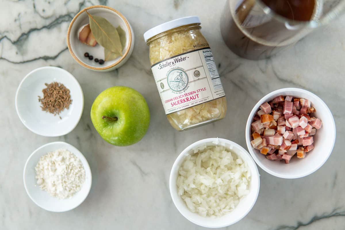 cooked sauerkraut ingredients