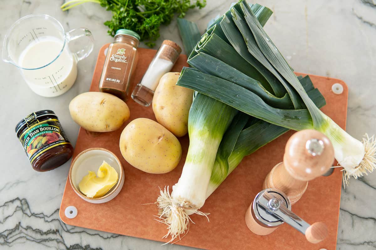 ingredients for creamy leek and potato soup