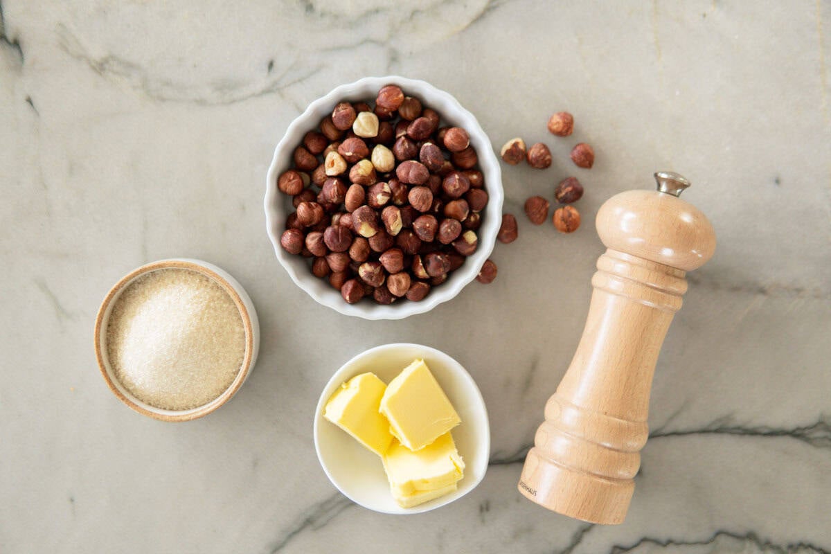 Ingredients for caramelized hazelnut topping.